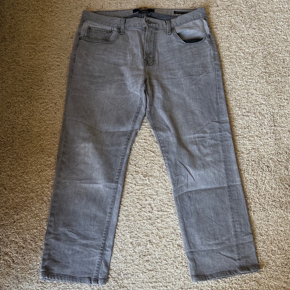 Lucky Brand 221 Original Straight Jeans